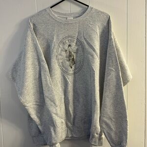 Flora grey crew neck